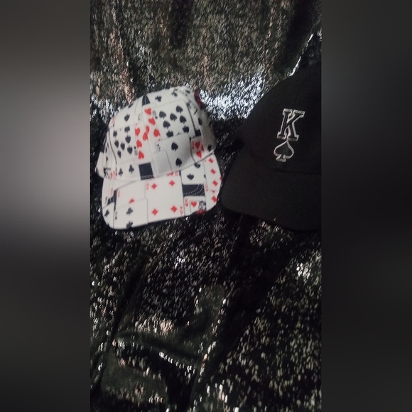 Poker caps - Picture 3 of 4